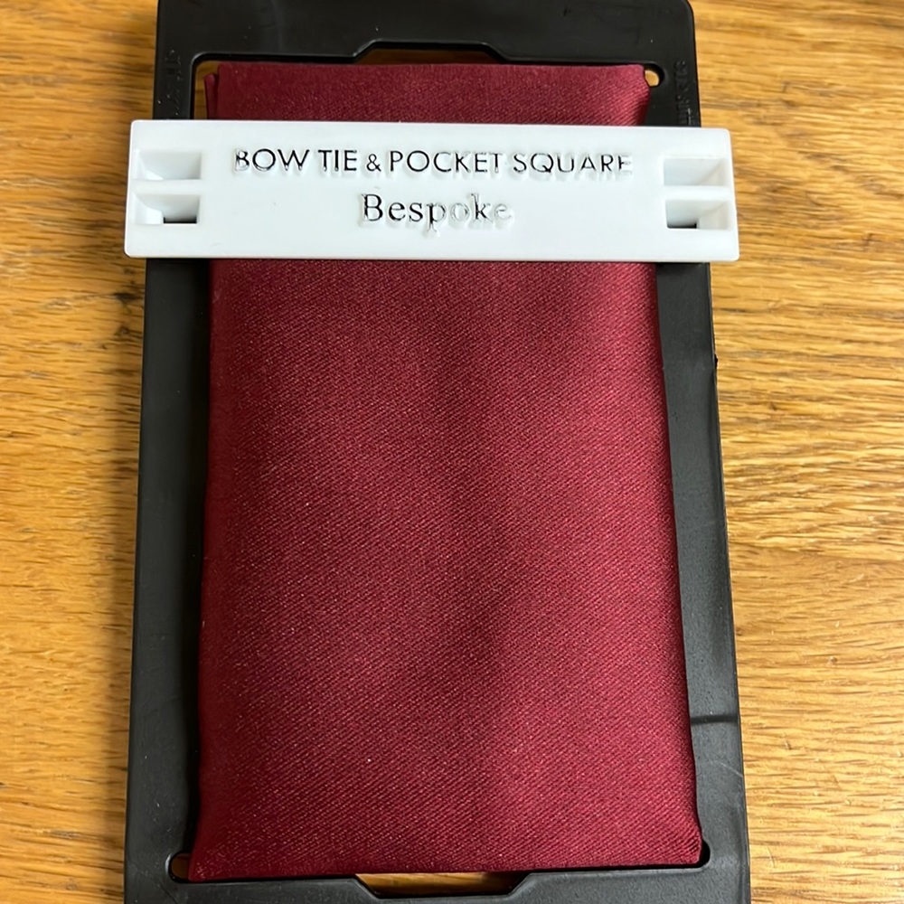 *Burgundy* {NEW} Bow Tie & Pocket Square Bespoke